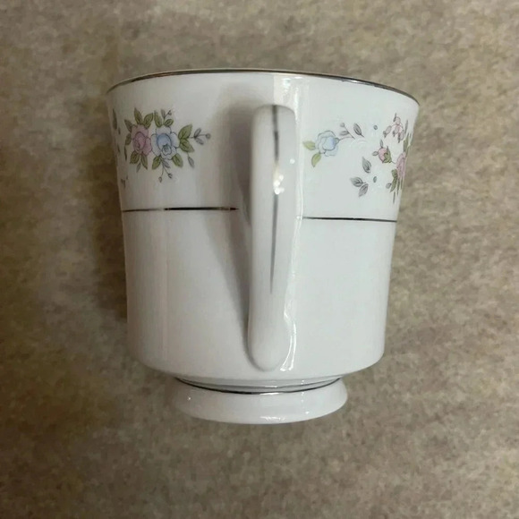 Sango Cannes Pattern 8078 White Floral Goldtone Trim Footed Coffee Tea Cup - Picture 7 of 9